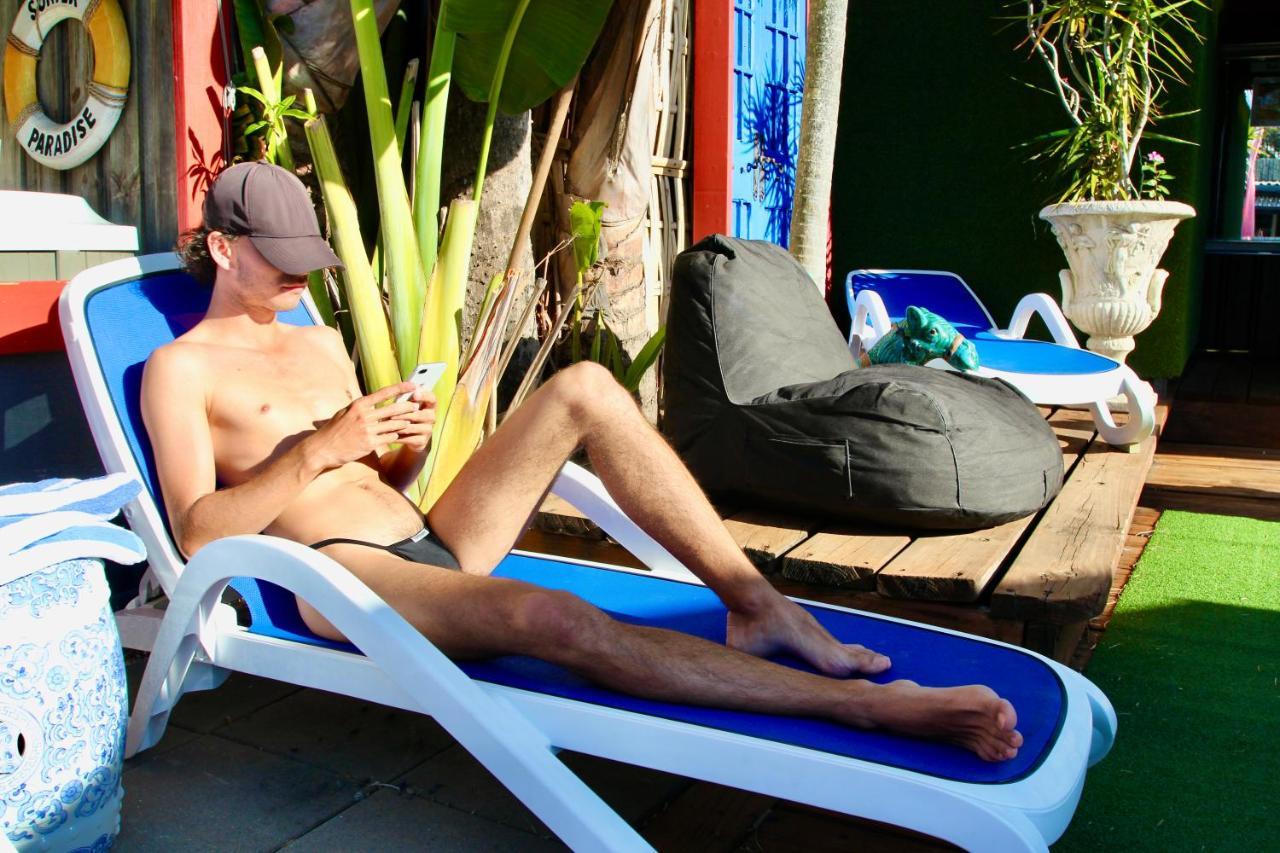 Hideaway Noosa Men Only Beach Resort Peregian Beach Bagian luar foto