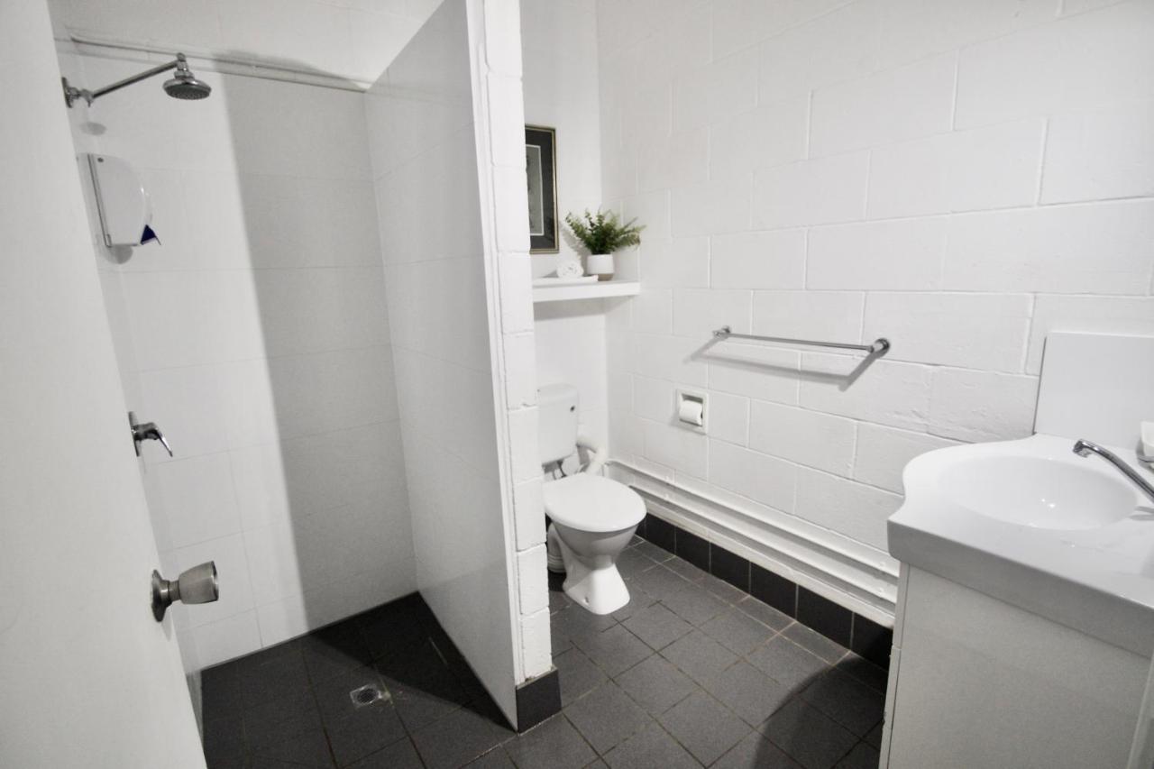 Hideaway Noosa Men Only Beach Resort Peregian Beach Bagian luar foto